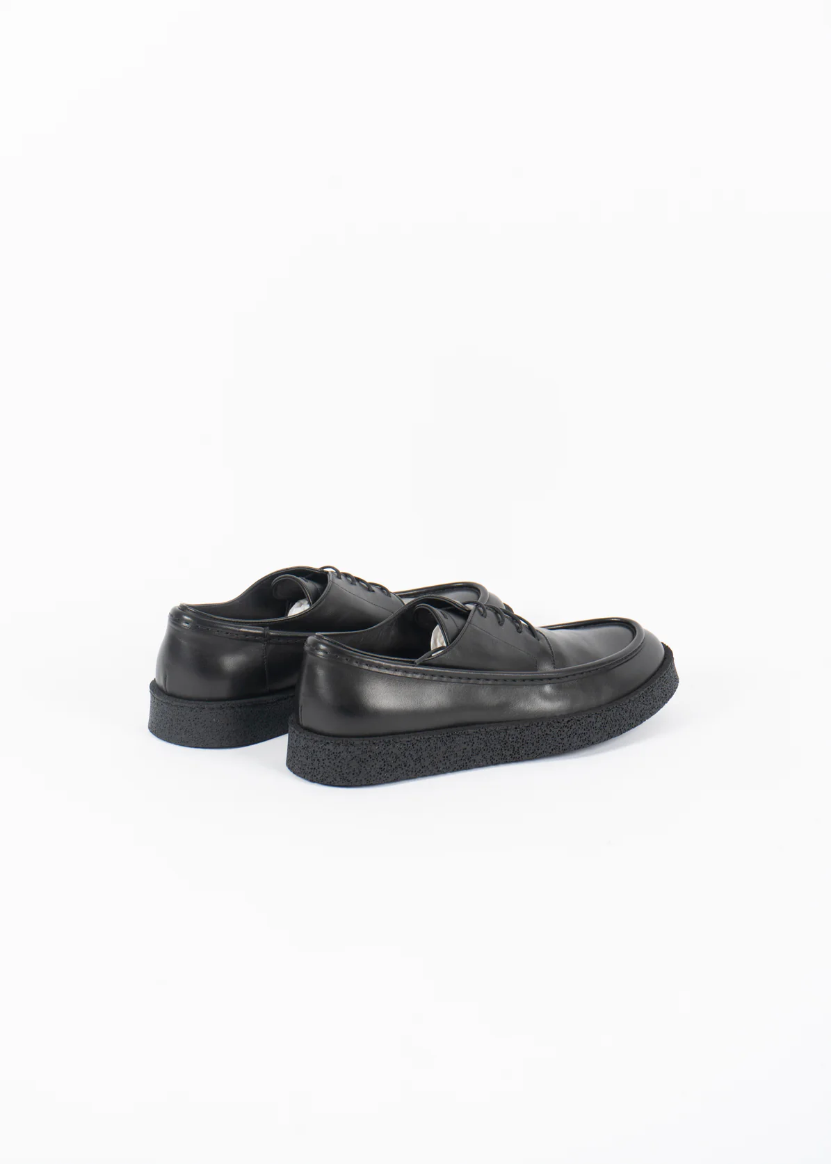18370C Yan Crepe Sole Shoe Black - Image 4