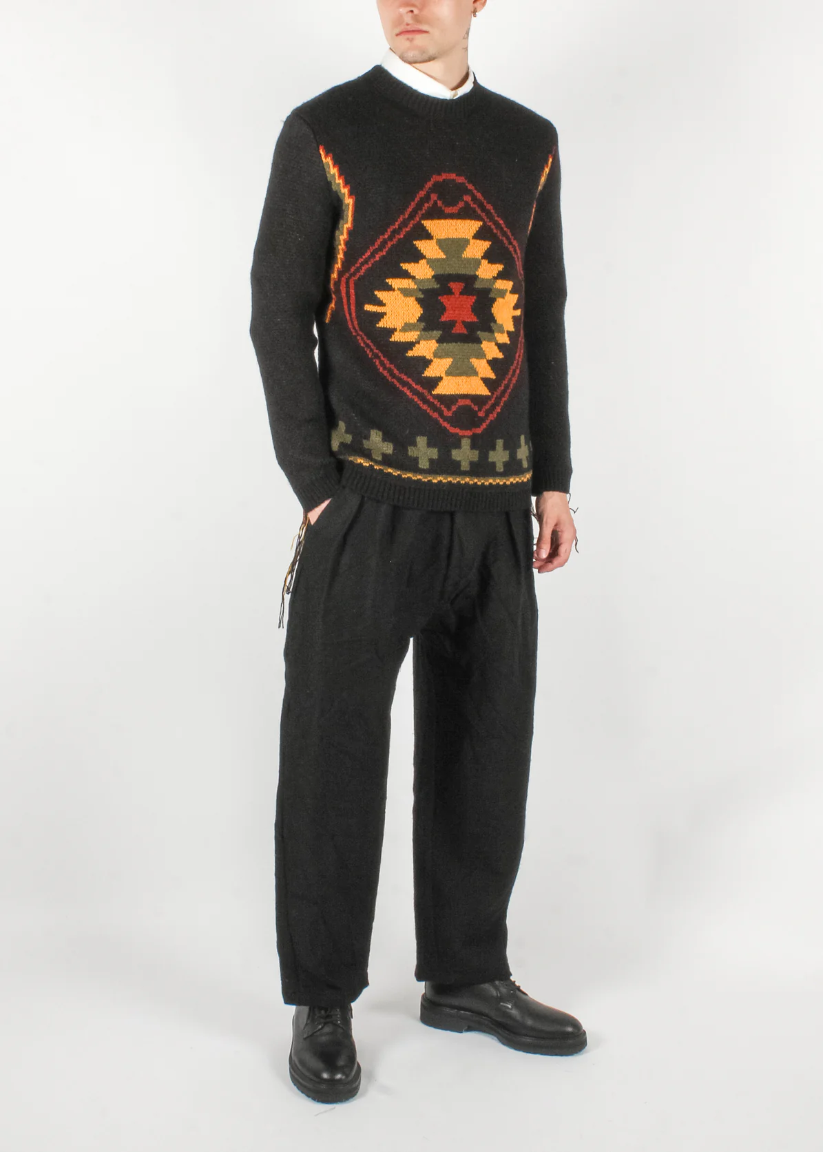 AS96 Sweater Black - Image 4