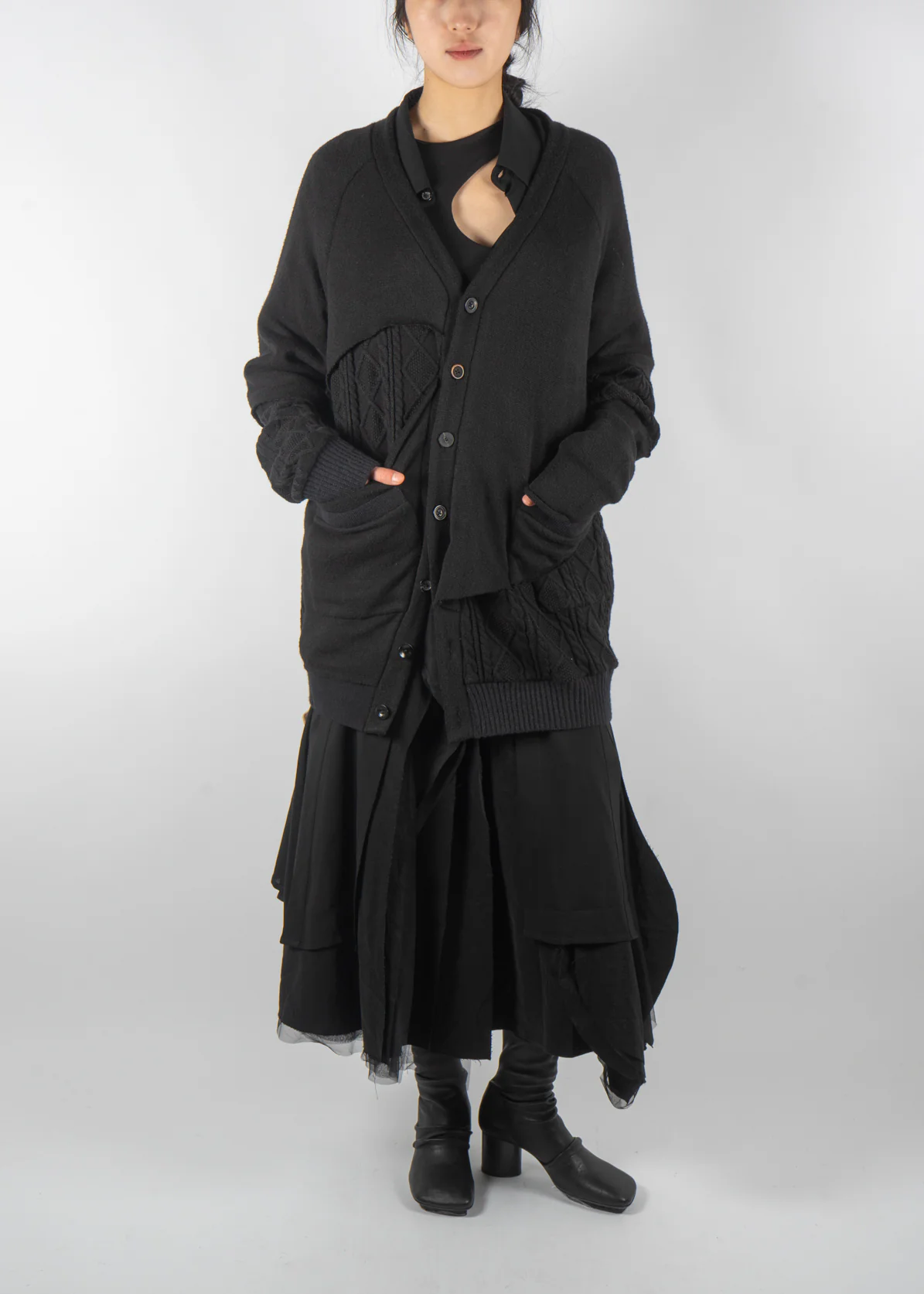 C532 Long Buttoned Sweater Black - Image 4