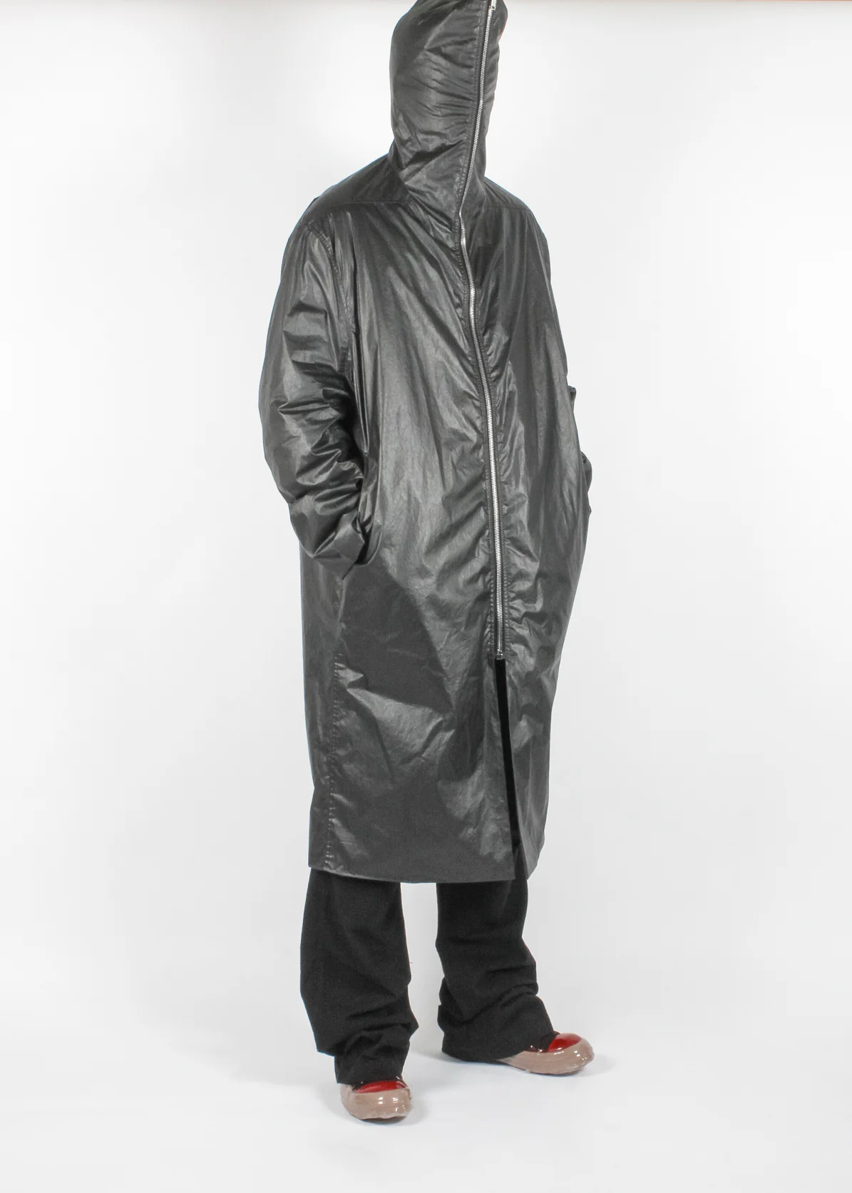 Gimp Mac Raincoat Black - Image 4