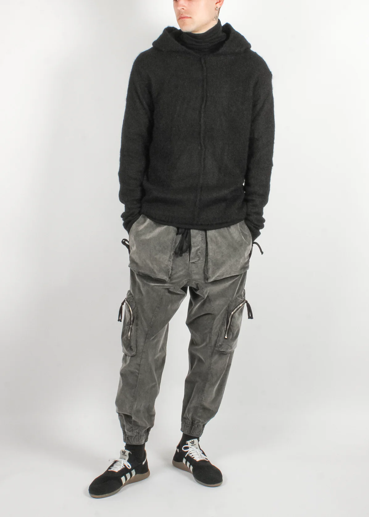 M K 126 Pullover Knit Black - Image 4