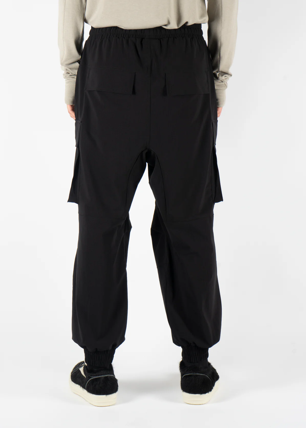 M ST 451 Cargo Trouser Black - Image 3