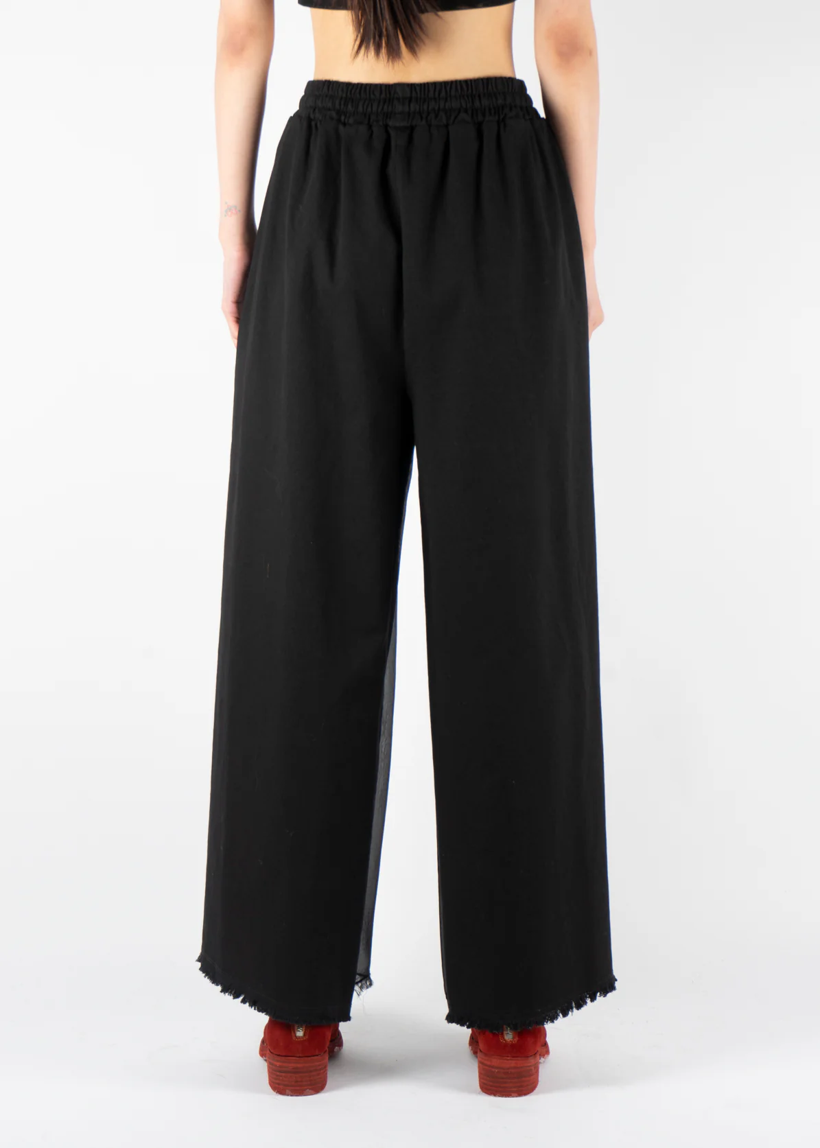 P24329 M310 Trouser Black - Image 3