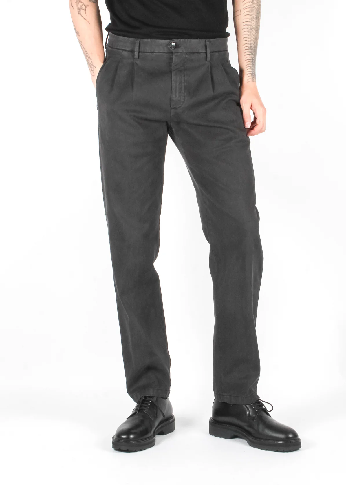 Platti Pleated Cotton Trouser Charcoal - Image 4
