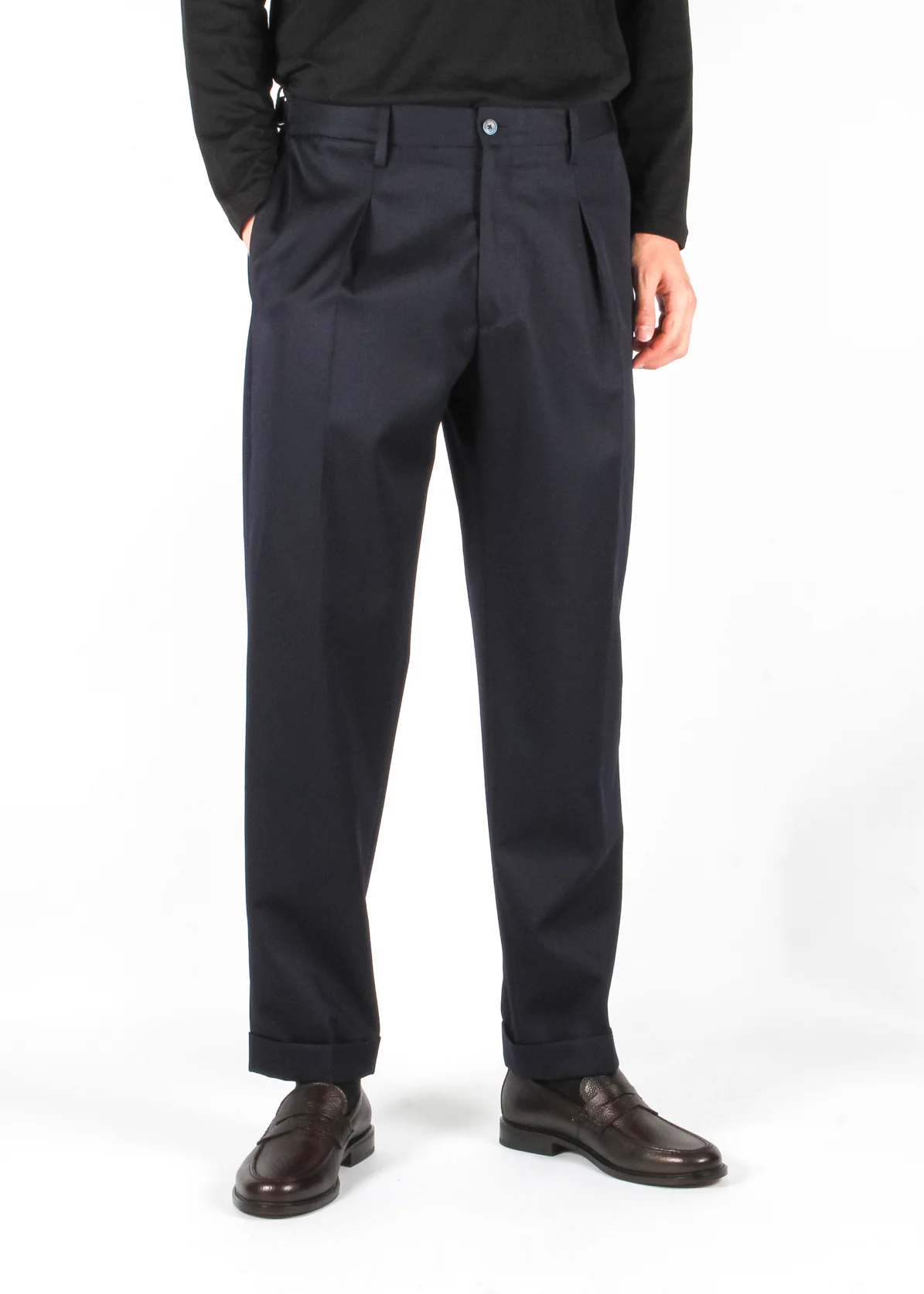 Tokyos Pleated Wool Trouser Navy - Image 4