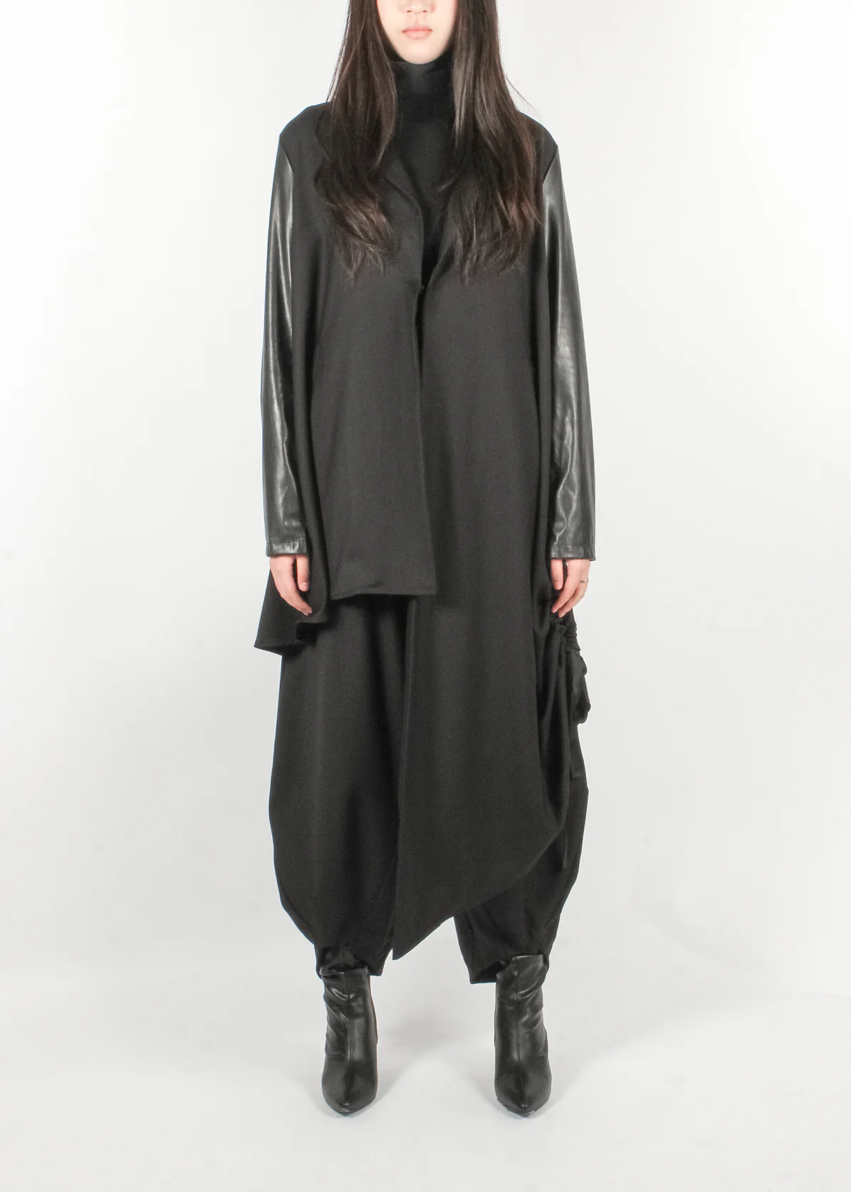 4R W5179 Asymmetric Jacket Black